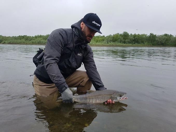 Fishing for Salmon in Kamchatka 