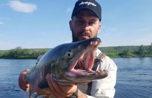 Fishing in Kamchatka: A Story of Beautiful Fish and Hungry Bears Fishing in Kamchatka, Russia